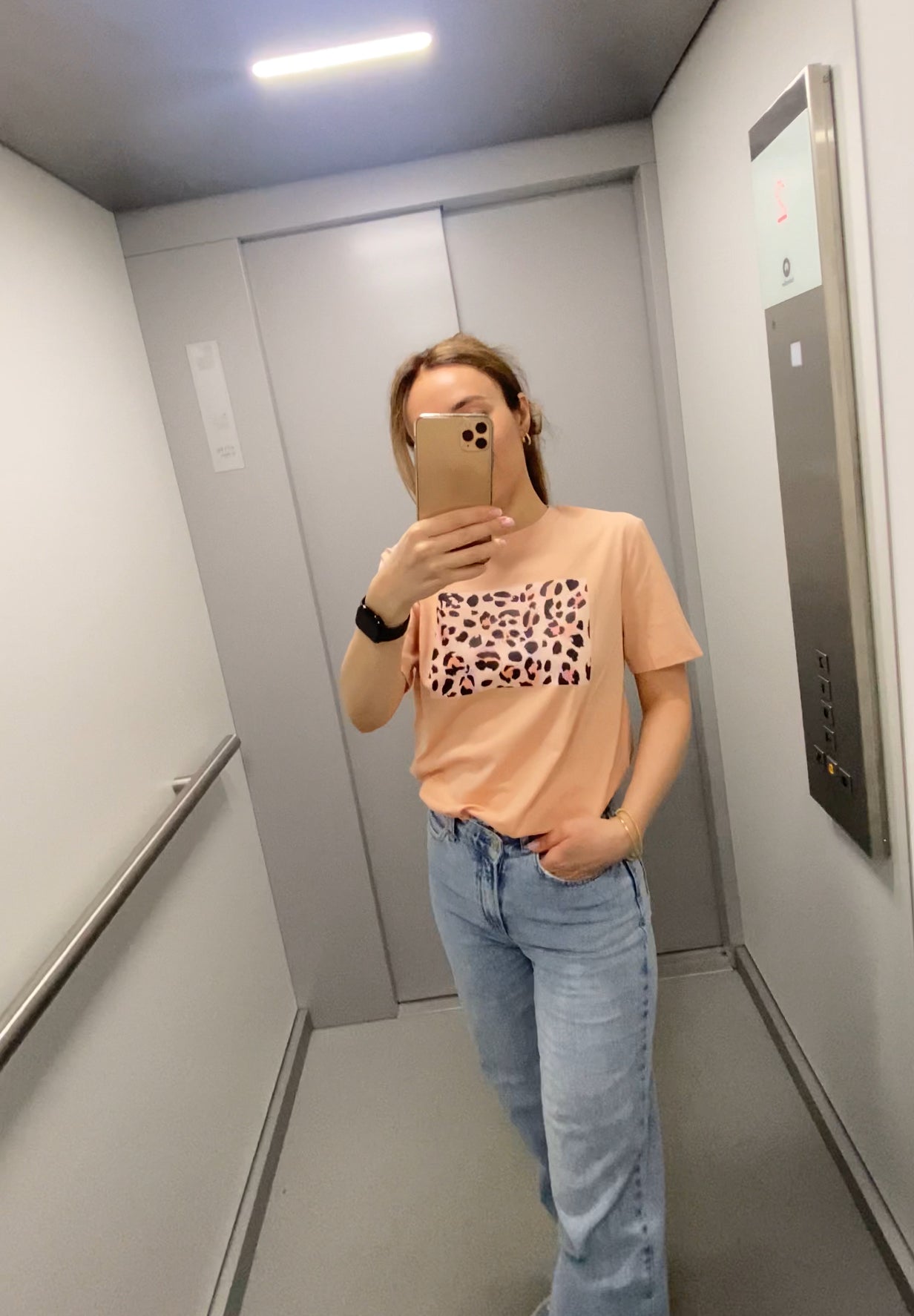 Leopard Print T-Shirt in Peach & Black