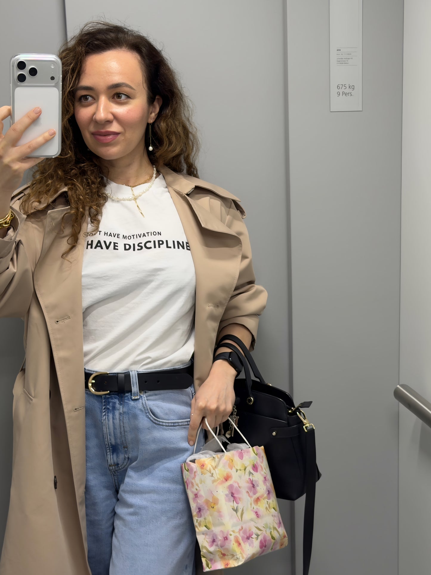 I Don’t Have Motivation, I Have Discipline T-shirt in white organic cotton 